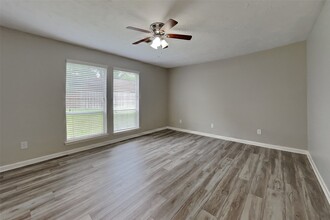 Building Photo - 1070 Red Rock Canyon Dr
