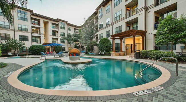 Foto del edificio - 2900 N Braeswood Blvd