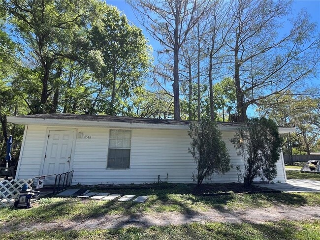 Building Photo - 8546 Cameo Dr