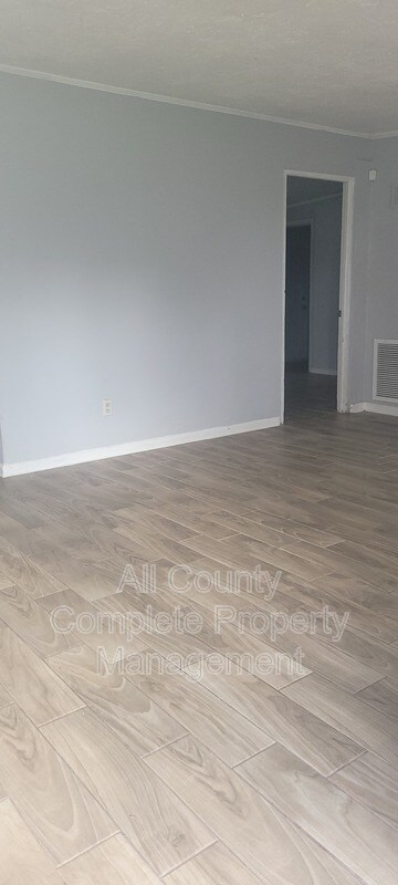 Foto del edificio - 3244 Phyllis St