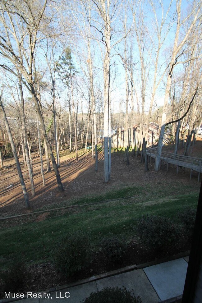 Building Photo - 2 br, 2 bath House - 4130 Apt E Charlotte Hwy
