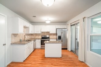 Building Photo - 3006 Whetrock Ln