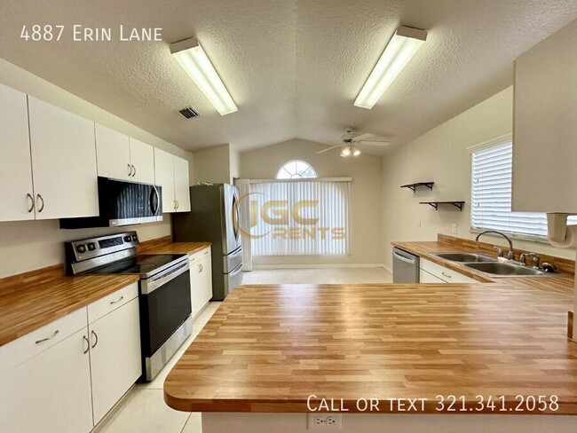 Foto del edificio - 4887 Erin Ln