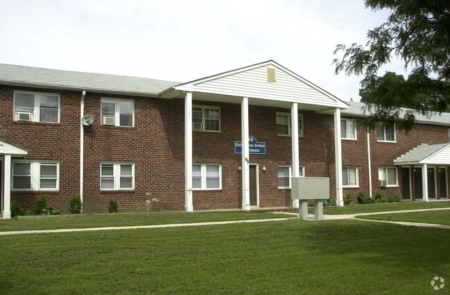 Building Photo - Richardson Apartments