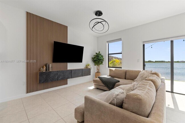 Foto del edificio - 20544 NE 5th Pl