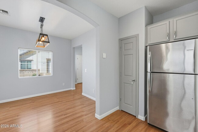 Foto del edificio - 4678 E Redfield Rd