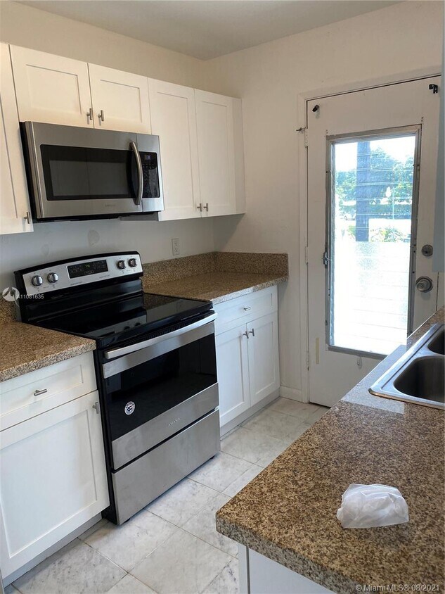 Foto principal - 500 E Country Club Cir