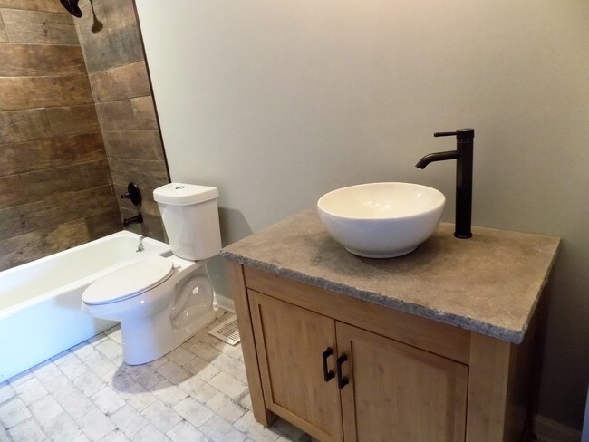 Bathroom Sinks Louisville Ky 311 chanel ct louisville, ky 40218 rentals - louisville, ky Bathroom Sinks Louisville Ky 311 chanel ct louisville, ky 40218 rentals - louisville, ky
