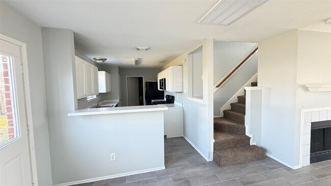 Foto del edificio - 4115 Geronimo Lake Dr