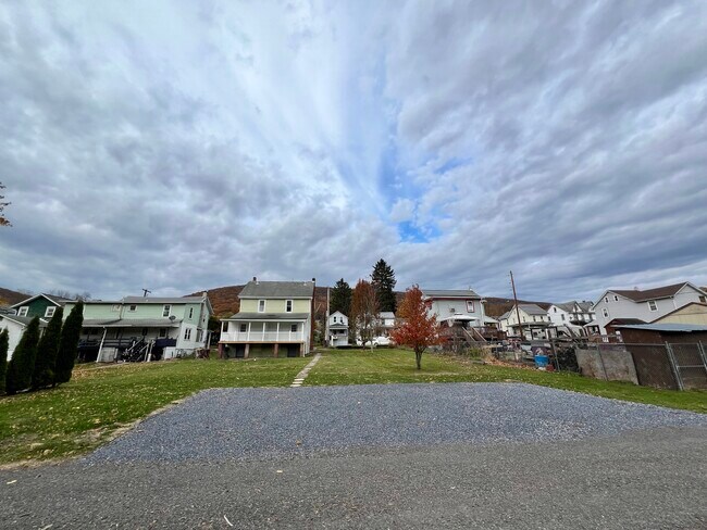 Foto del edificio - 423 Center St