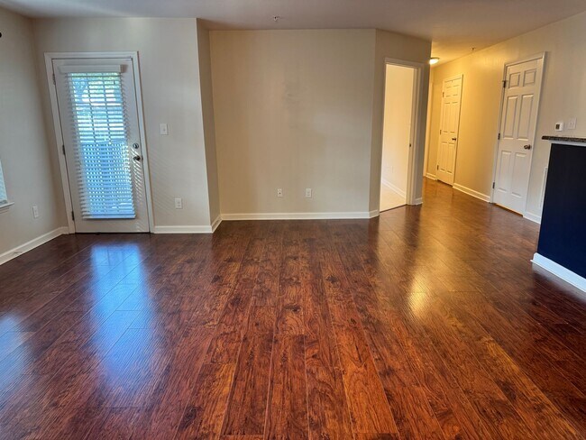 Building Photo - Beautiful, Conveninetly located First Floor Condo