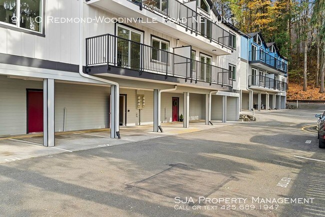 Building Photo - 9110 Redmond-Woodinville Rd NE