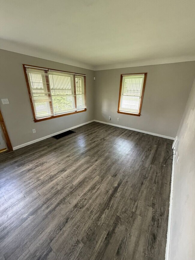 Foto del edificio - 2 Bed 1 Bath