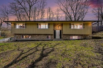 Building Photo - 2613 Rhapsody Dr