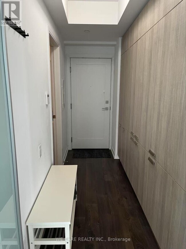 Photo du bâtiment - 50A-3750 Charles St E