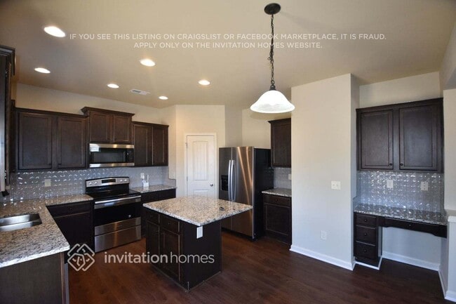 Building Photo - 125 Centerra Springs Dr