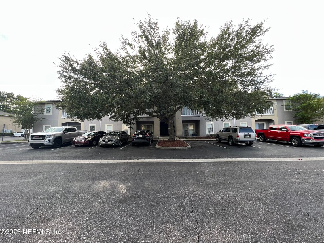 Primary Photo - 5151 Playpen Dr