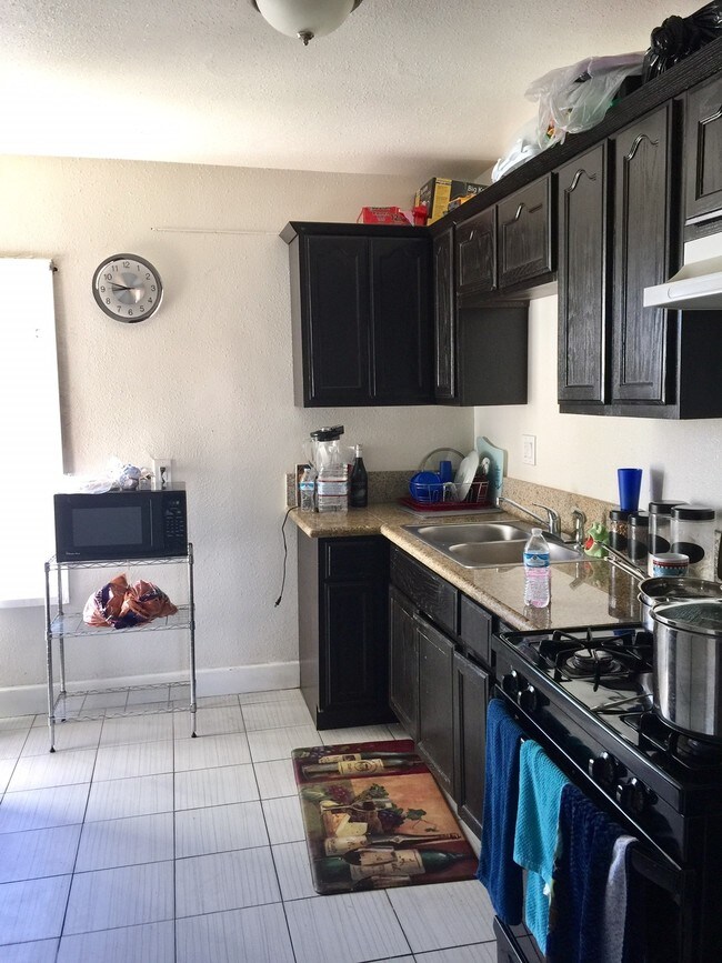 Foto del edificio - 1157 E 47th St