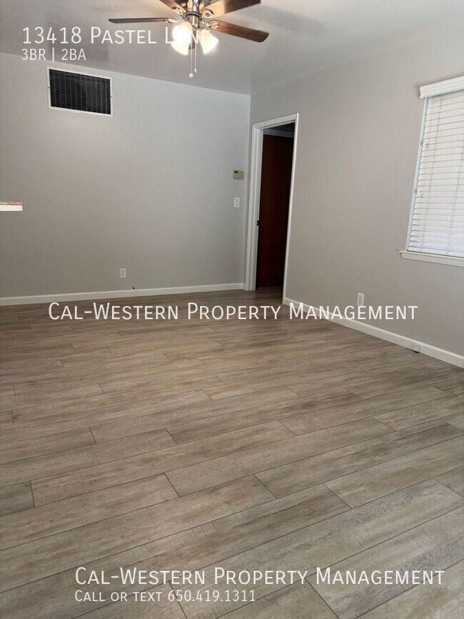 Foto del edificio - 13418 Pastel Ln