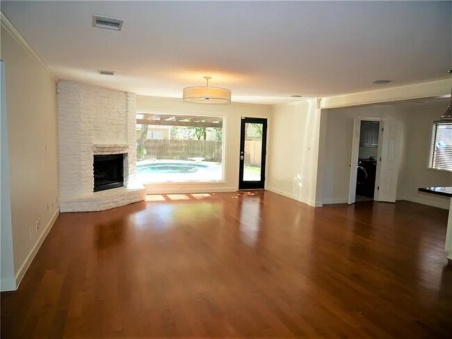 viviendo - 6520 Heron Dr