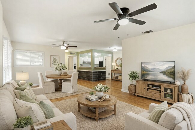 Foto del edificio - 518 Brightwood Pl