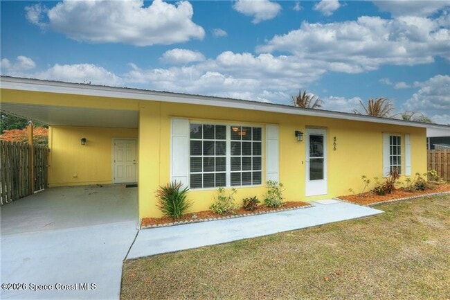 Foto del edificio - 866 Gilbert St