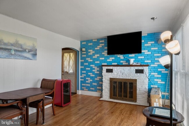 Building Photo - 15605 Hanover Pike
