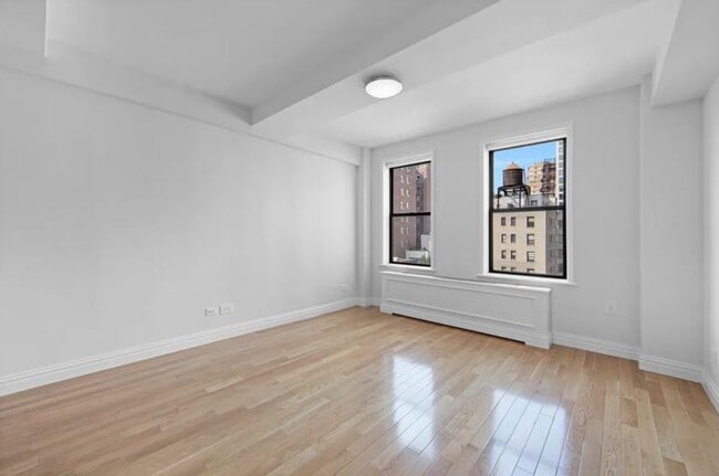 Foto del edificio - 235 W End Ave
