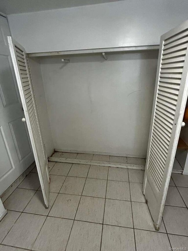 Building Photo - 30 Ferdinand Pl