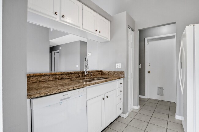 Foto del edificio - 8217 Natchez St