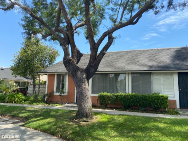 Primary Photo - 2 br, 1 bath Townhome - 1304 Brooktree Cir