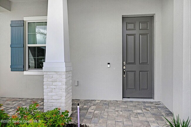 Building Photo - 2988 Pangea Cir