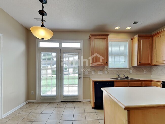 Foto del edificio - 3691 Wood Cove Dr