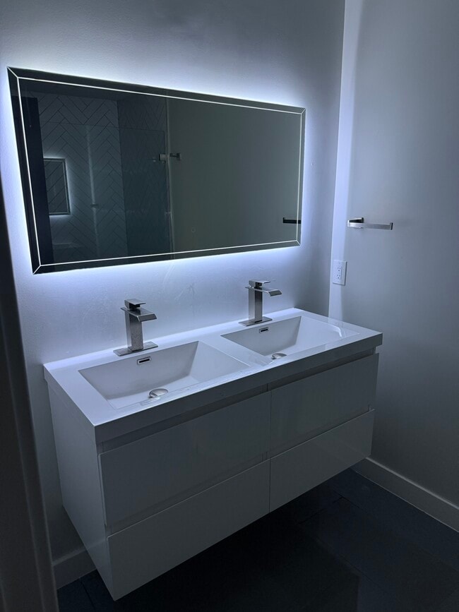 Foto del edificio - 1355 Bryant St NE