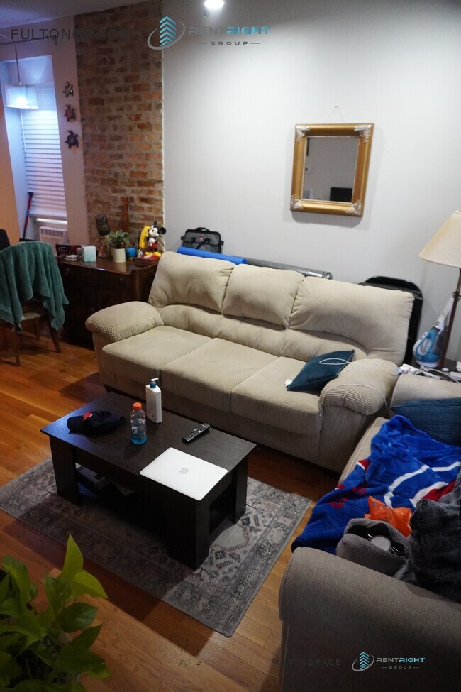 Foto del edificio - 1846 W 18th St