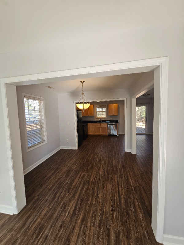 Foto del edificio - 527 Walter St