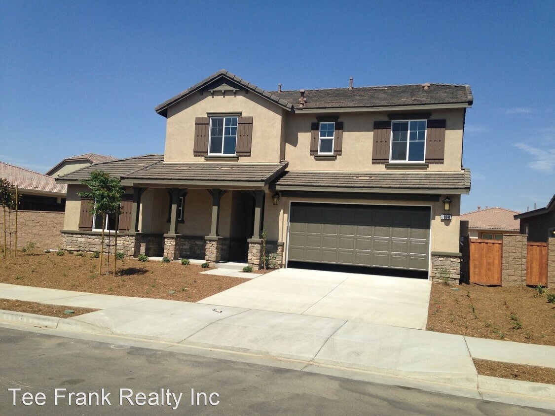 Foto principal - 5 br, 3 bath House - 28048 Millstream Ct
