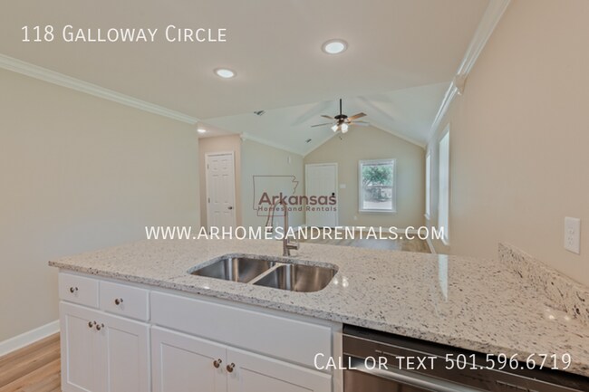 Foto del edificio - 118 Galloway Cir