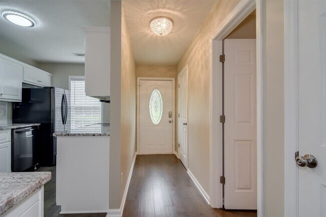 Foto del edificio - 143 Stonington Ln SW