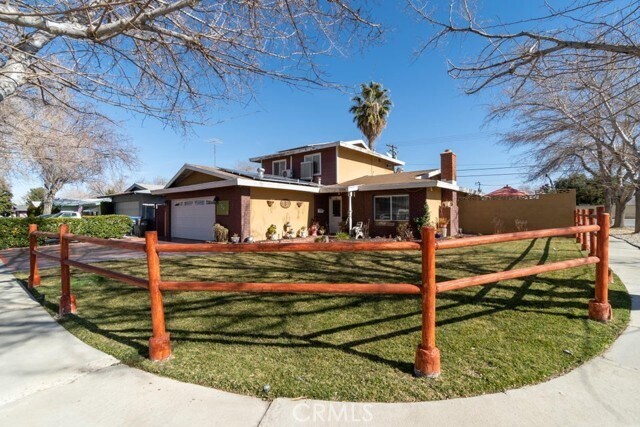 Foto del edificio - 44502 Denmore Ave