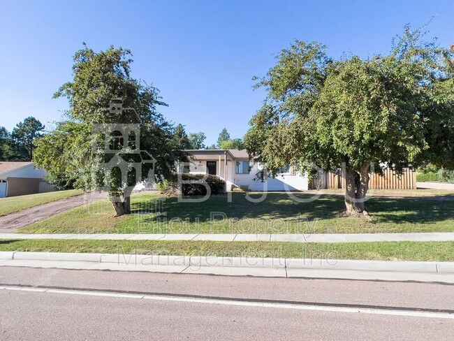 Foto del edificio - 1207 Parkview Blvd