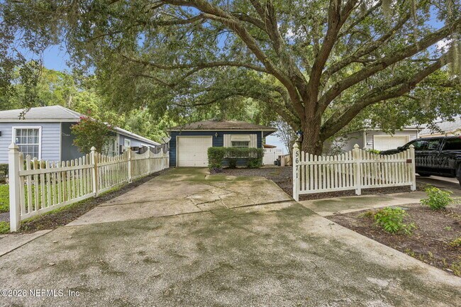 Building Photo - 5671 Ellis Trace Dr