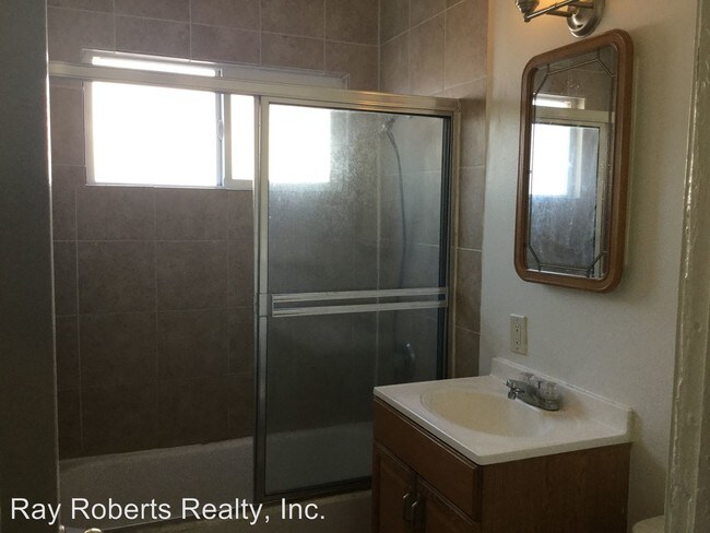 Foto del edificio - 2257 Maple St