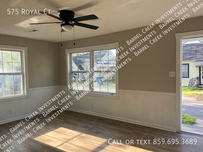 Foto del edificio - 2-Bed 1-Bath House