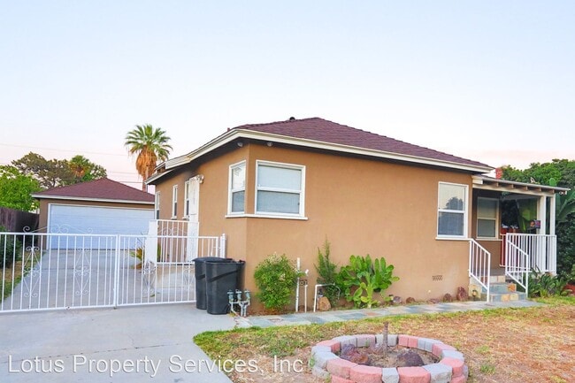 Building Photo - 2 br, 1 bath House - 4918 Doreen Ave