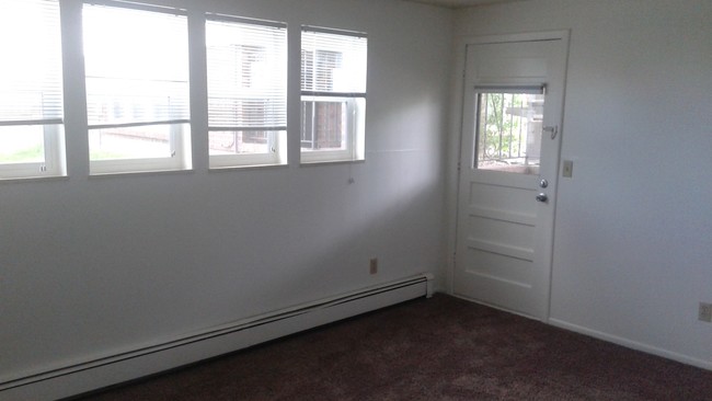 Rear entrance with direct access to patio - 8840 W Jewell Ave