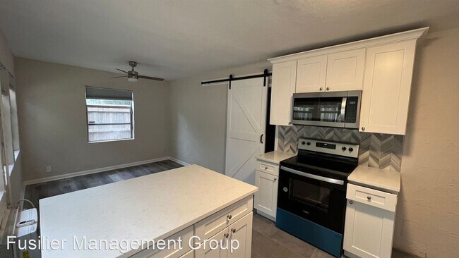 Foto del edificio - 1 br, 1 bath House - 1230 1/2 East Concord...