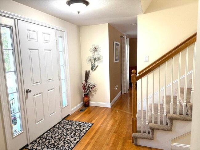 Building Photo - 9 Hibiscus Way
