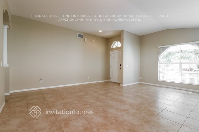 Foto del edificio - 7042 Moss Ledge Run