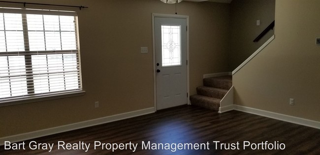 Building Photo - 3 br, 2.5 bath House - 522 Goldenwood Drive